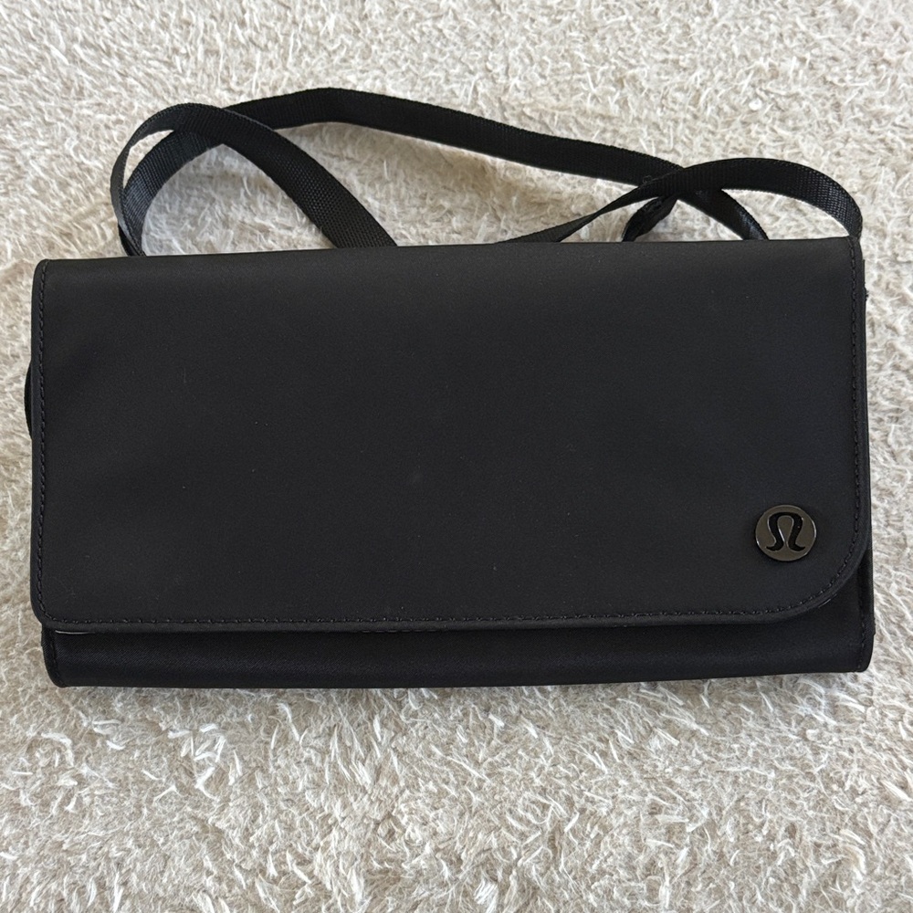 lululemon athletica Classic Black Crossbody Bag